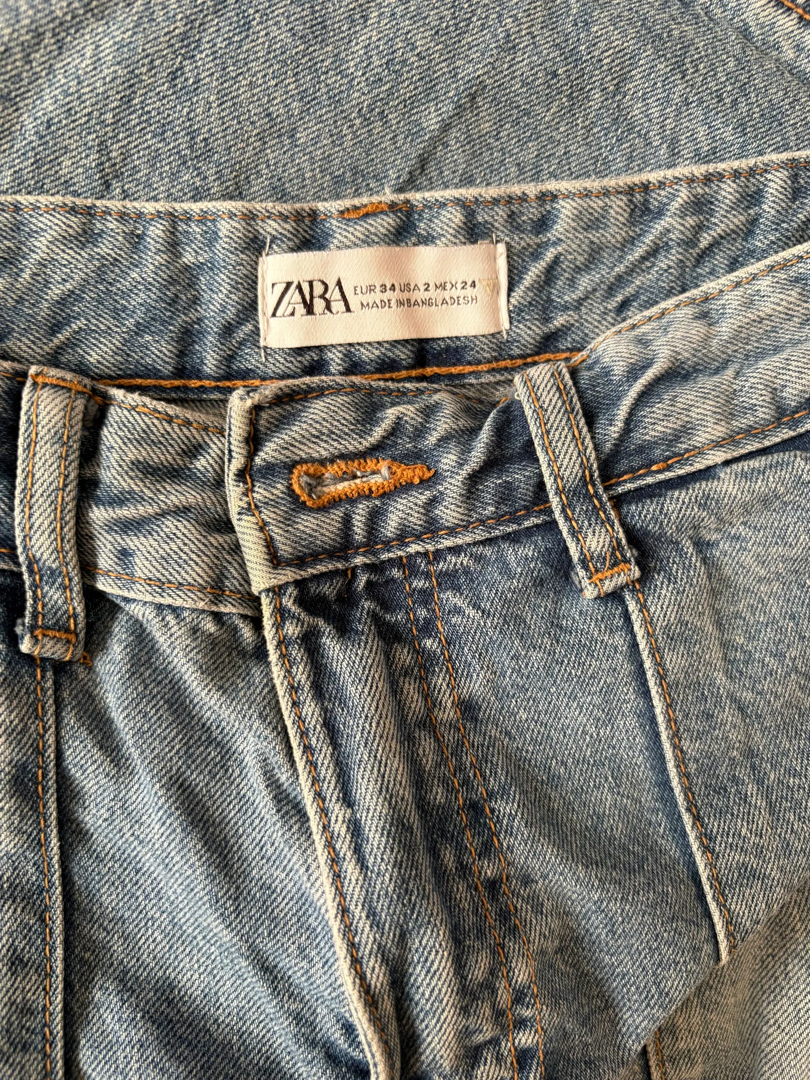 Zara Low Rise Cargo Jeans