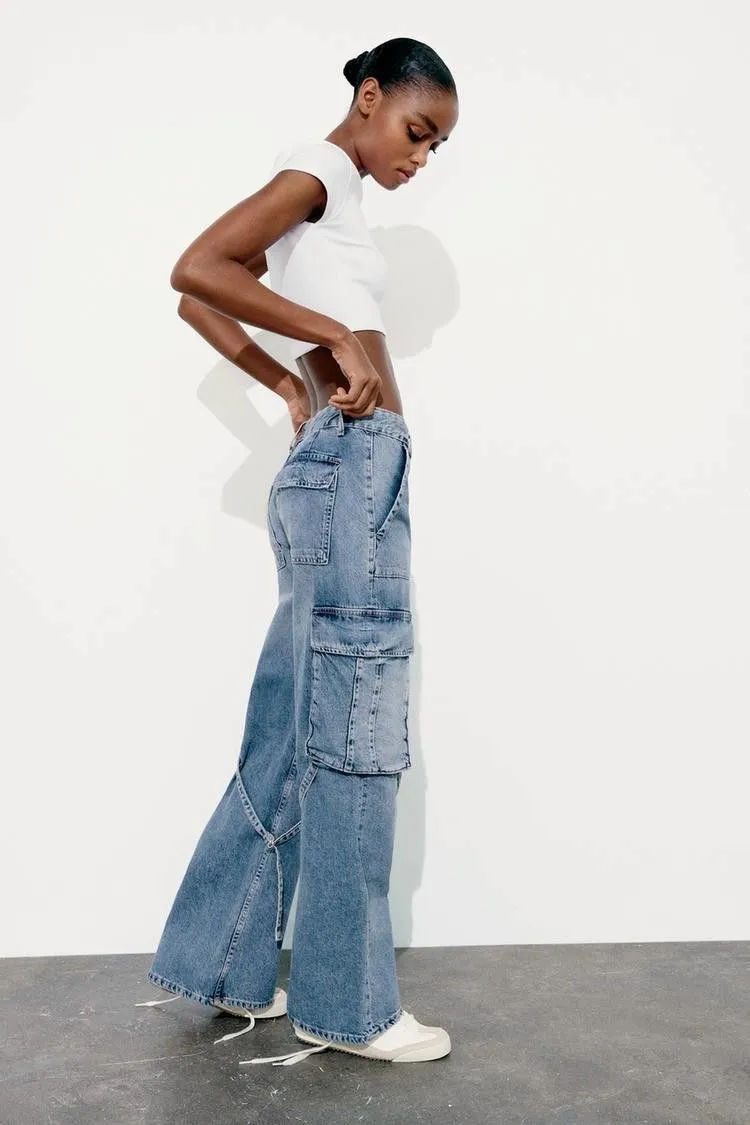 Zara Low Rise Cargo Jeans